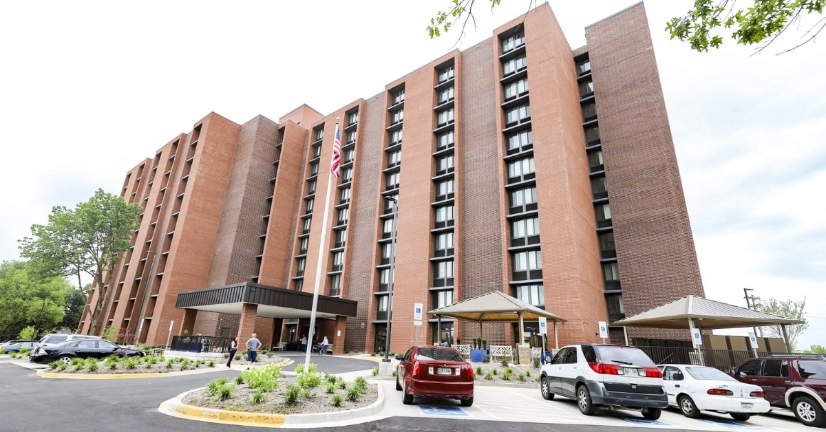 Broadway Towers Apartments