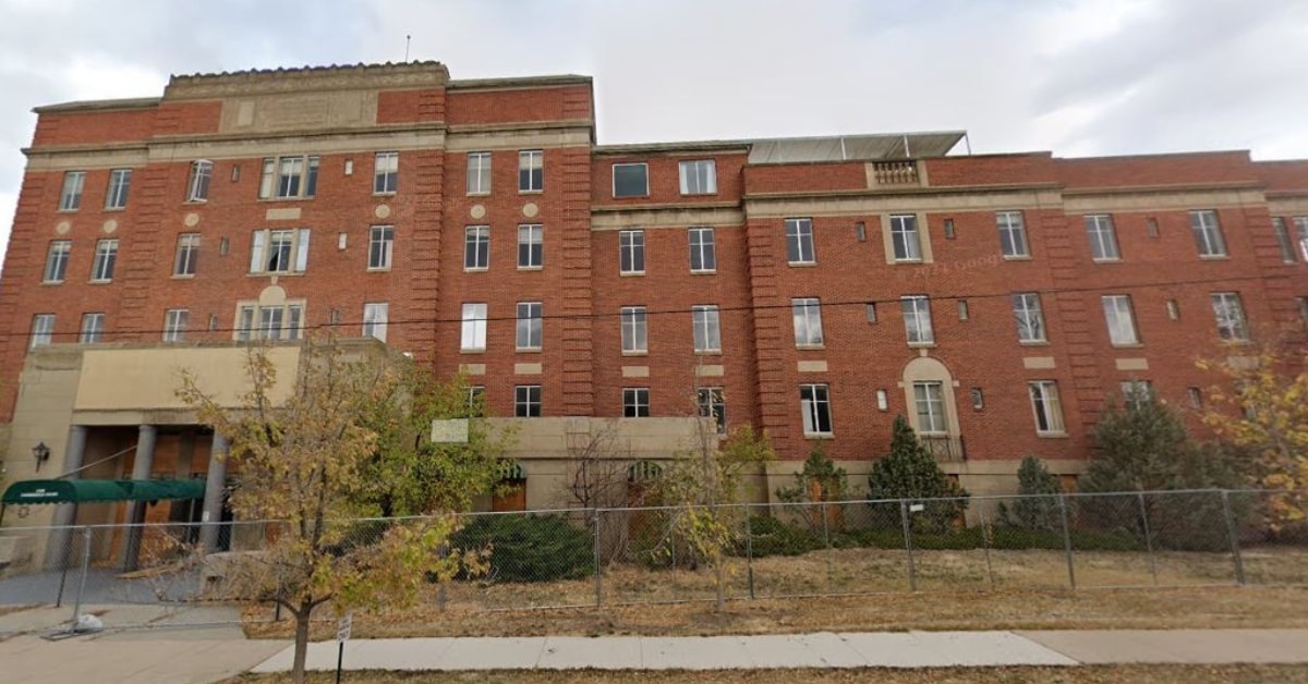 Cambridge Court